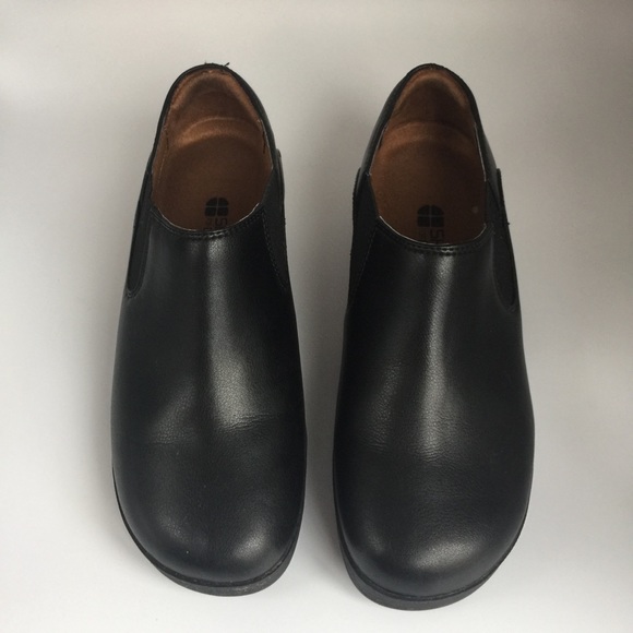 Shoes For Crews Black Slip On Sz Euro 37 - Picture 2 of 7